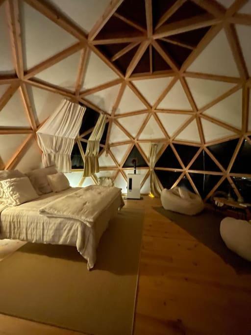 Dome Insolite Lichen Jacuzzi Et Petits-Dejeuners Inclus Gondrin Zewnętrze zdjęcie