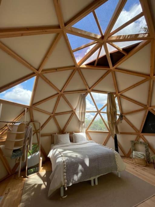 Dome Insolite Lichen Jacuzzi Et Petits-Dejeuners Inclus Gondrin Zewnętrze zdjęcie